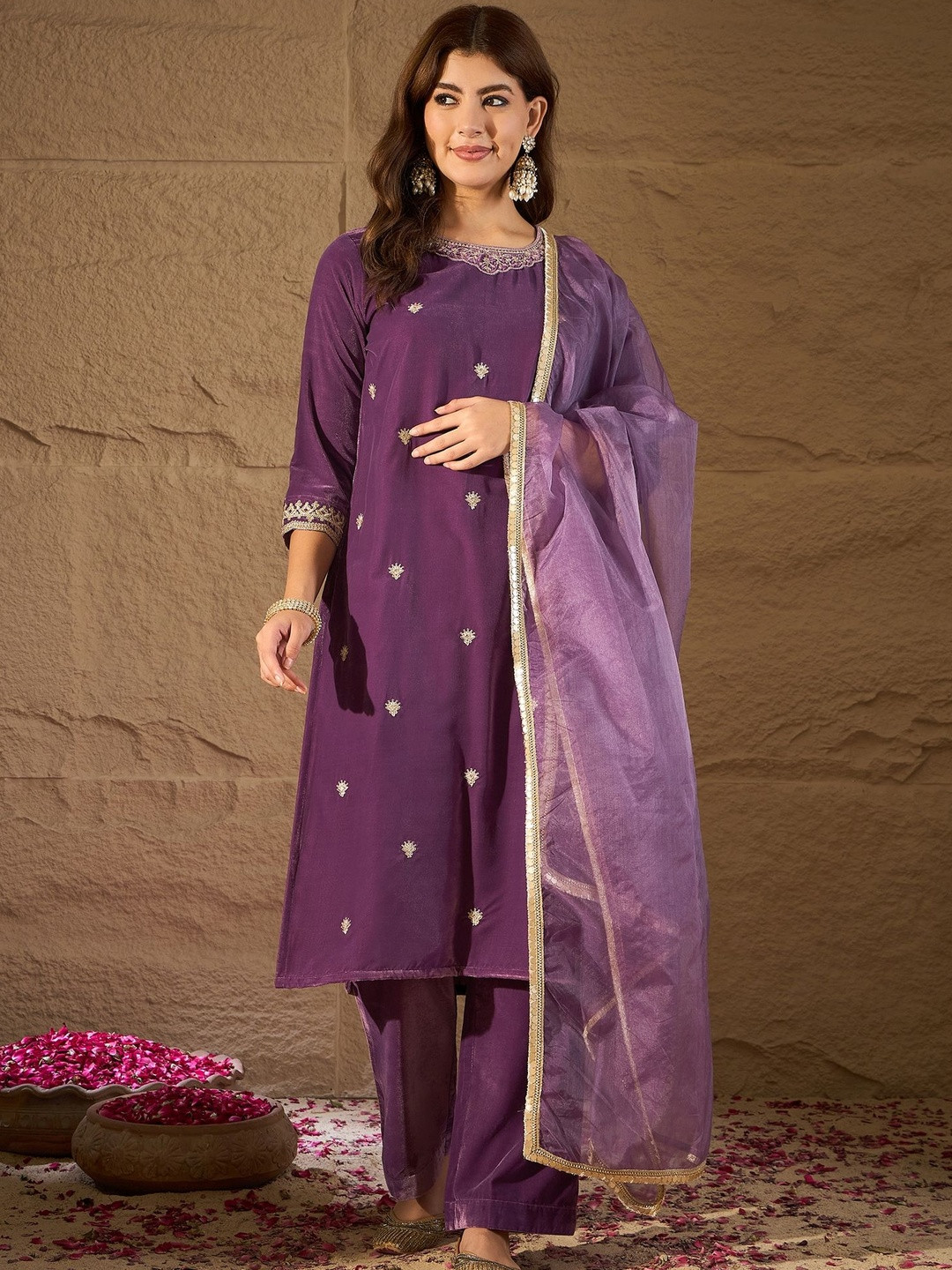 House of Pataudi Embroidered Straight Kurta With Trouser & Dupatta