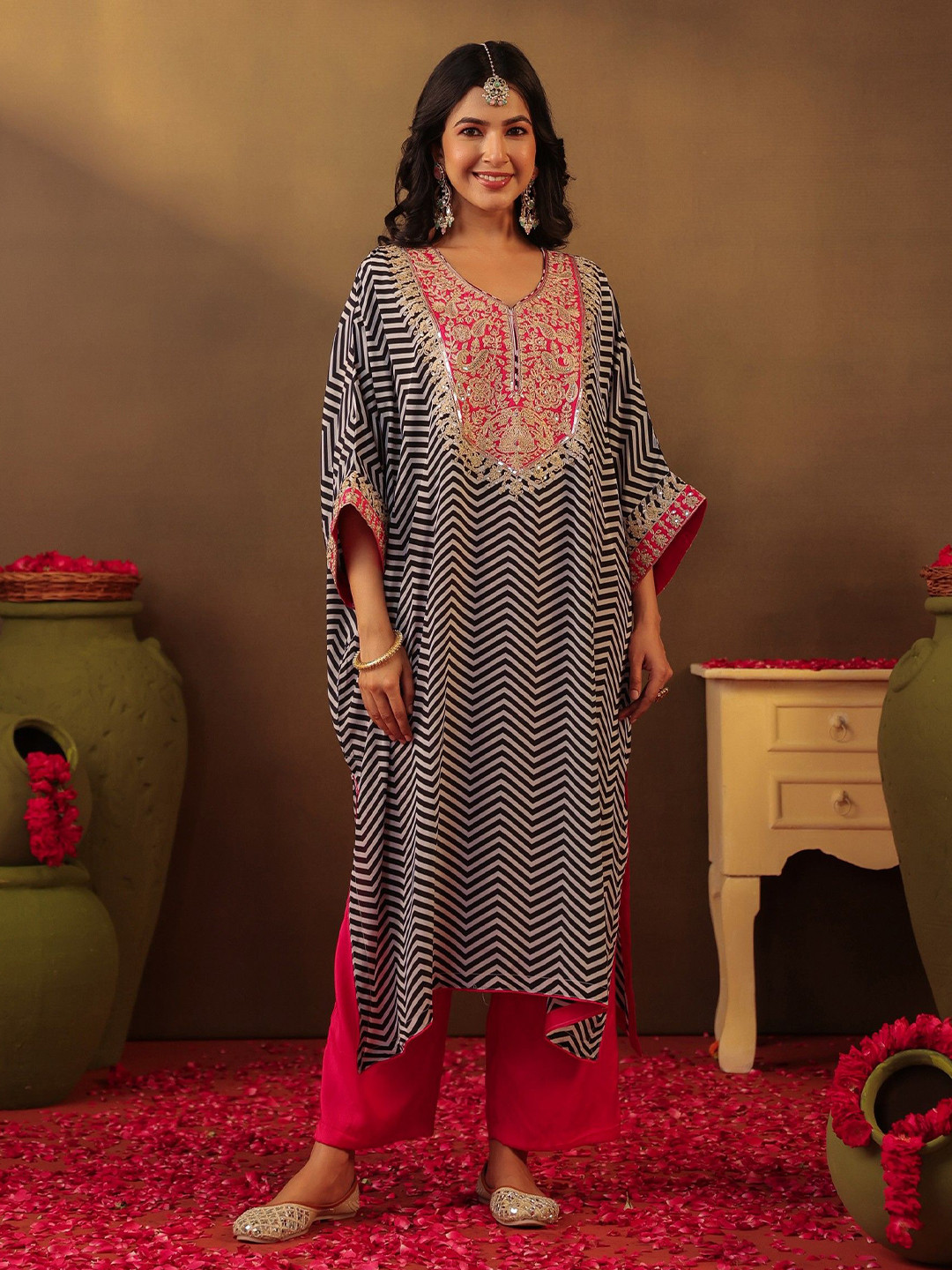 SCAKHI Chevron Printed Three-Quarter Sleeves Dupion Silk Tunic With Trousers Co-Ords