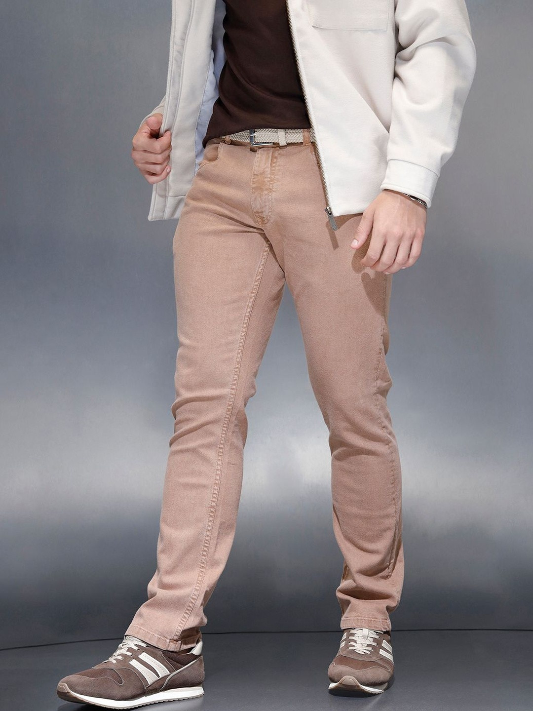 WROGN Men Straight Fit Mid-Rise Stretchable Jeans