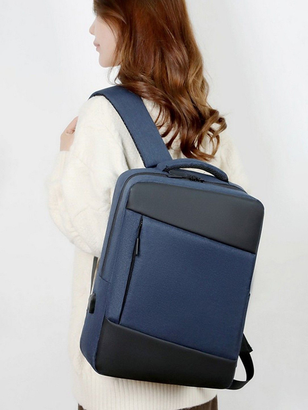 Mast & Harbour Men USB Charging Port Urban Commuter Zipper Backpack