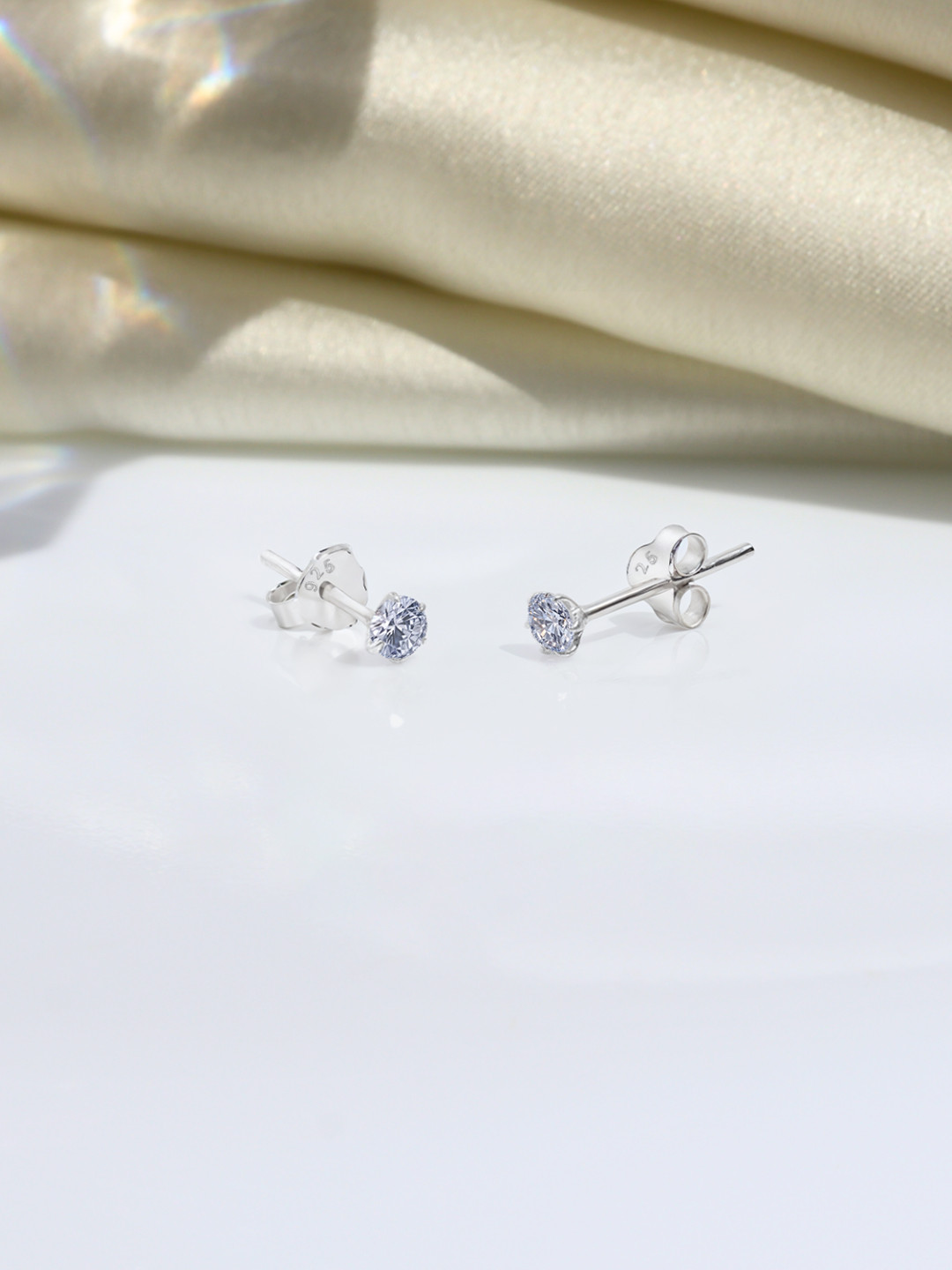 HighSpark 92.5 Silver Cubic Zirconia Studded Round Studs Earrings- 3mm