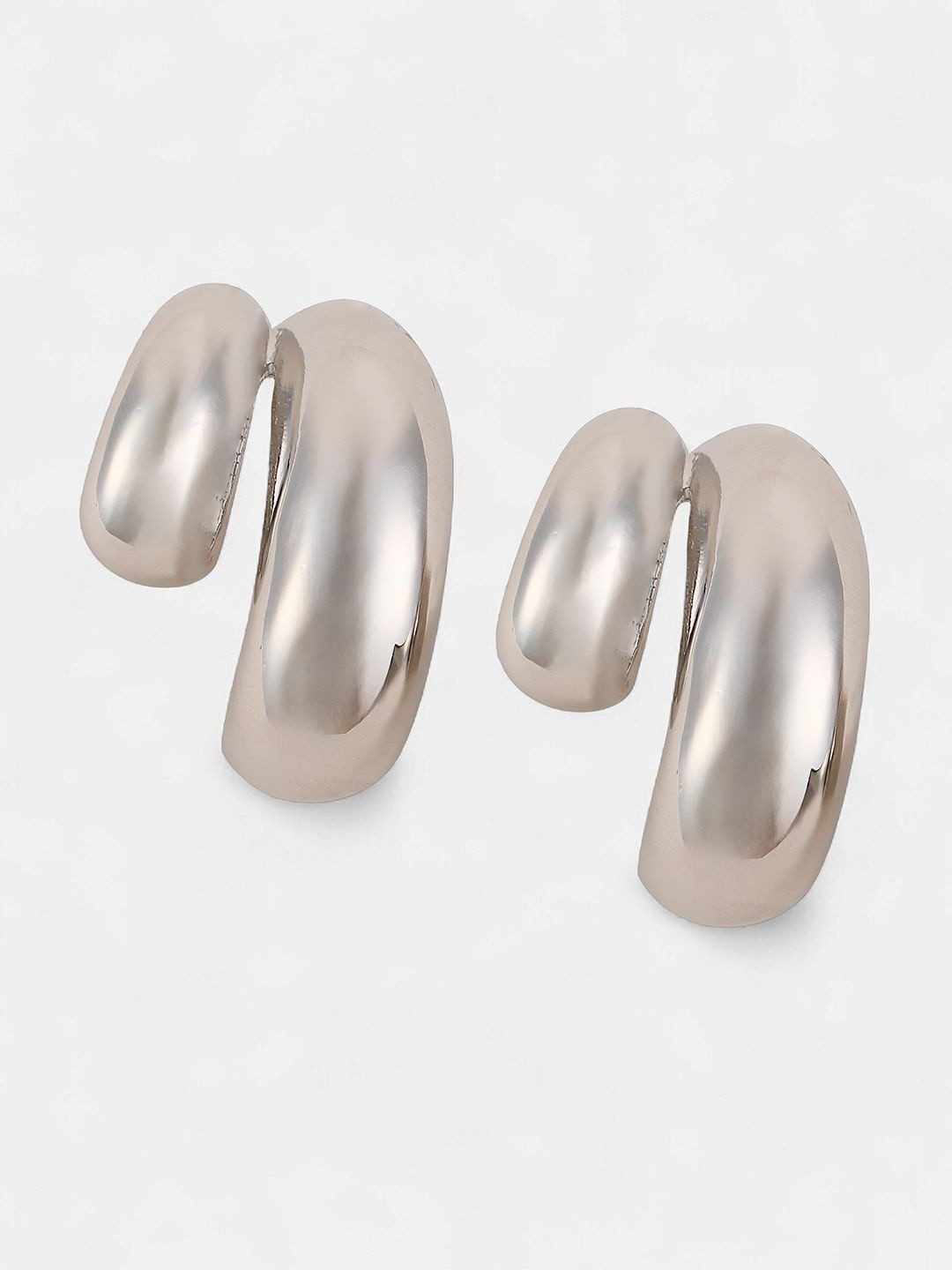 SOHI Silver-Plated Contemporary Chunky-Unbalanced Half Hoop Earrings