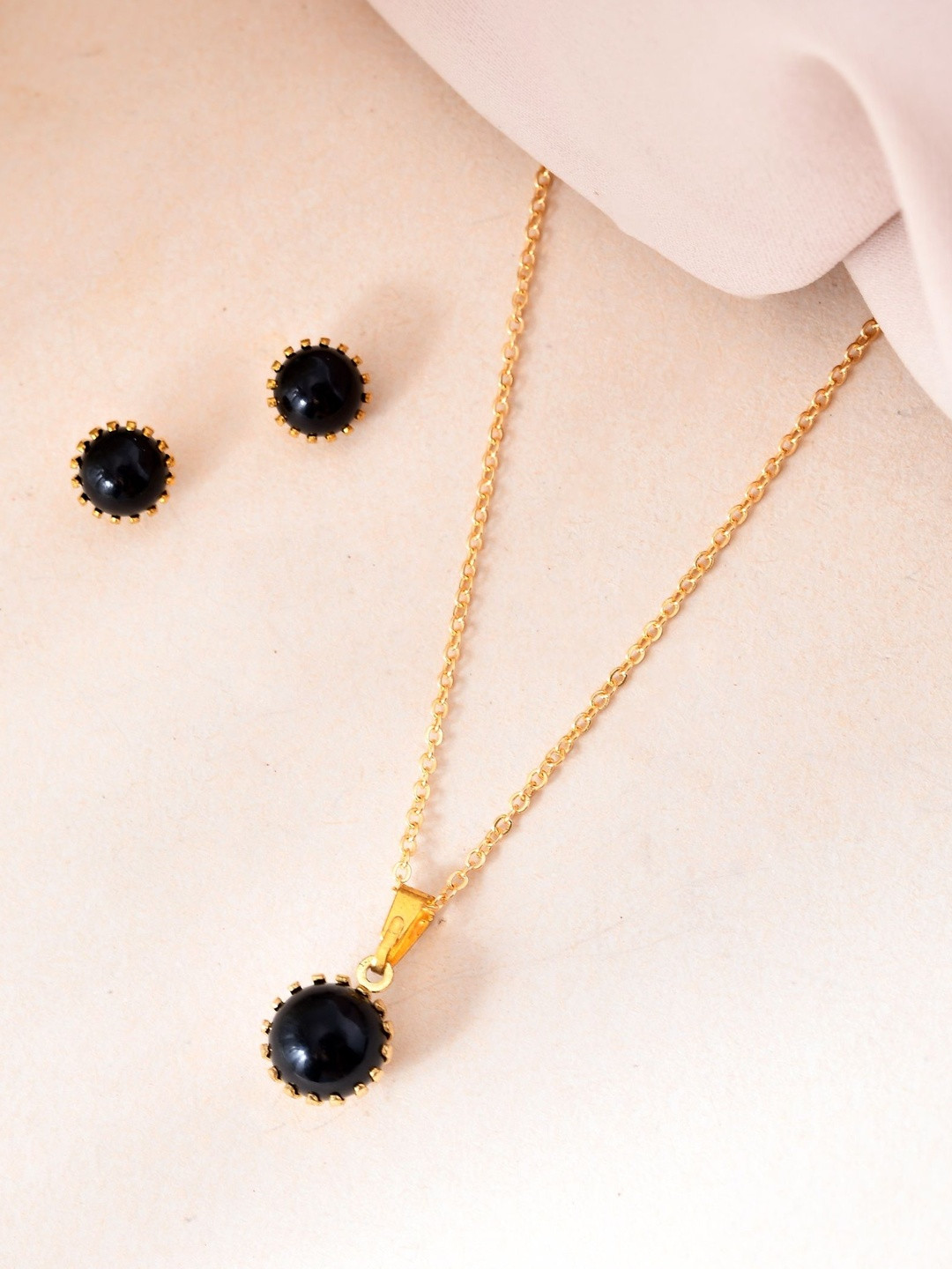 Anouk Women Black & Gold-Plated Pearls Studded Stainless Steel Necklace & Earrings
