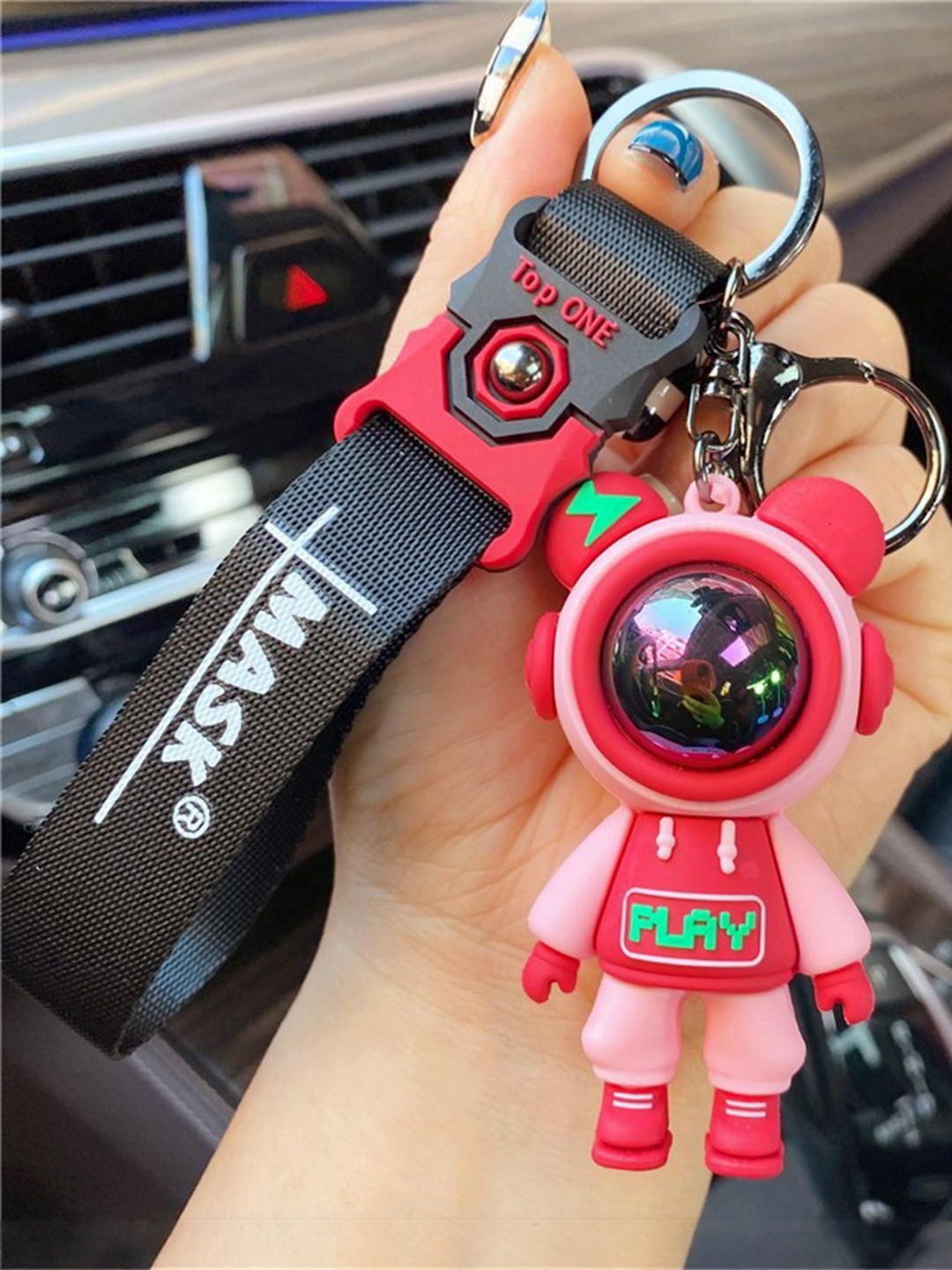 Spiaty Cute 3D Astronaut Key Chain With Silicone Belt