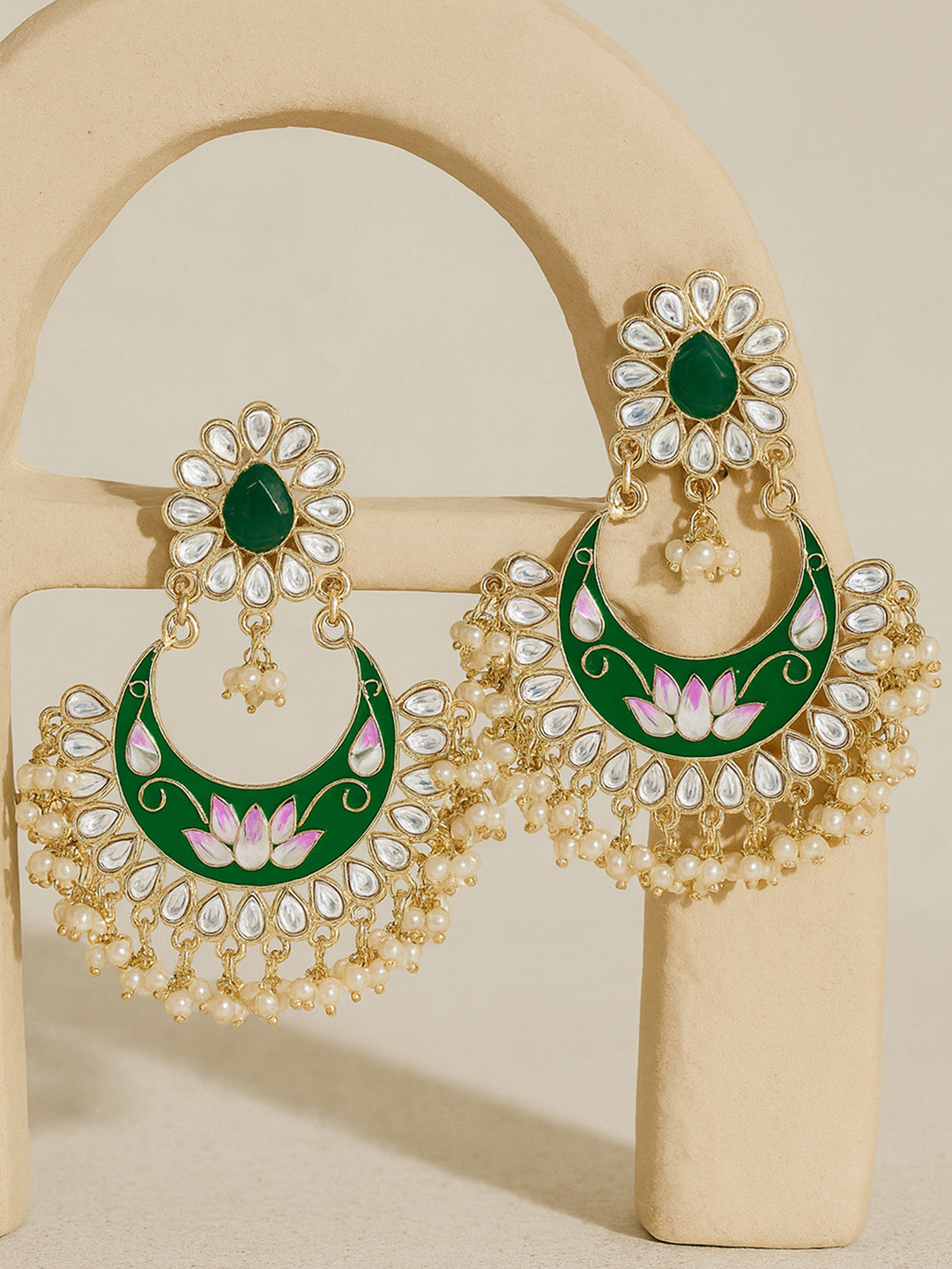 KARATCART Gold-Palted Contemporary Chandbalis