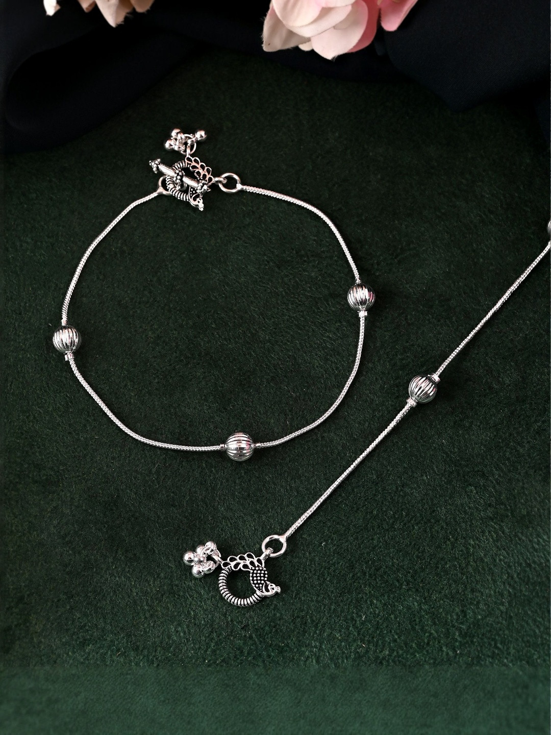 Sangria Set of 2 Silver Stainless Steel Designer Anklet