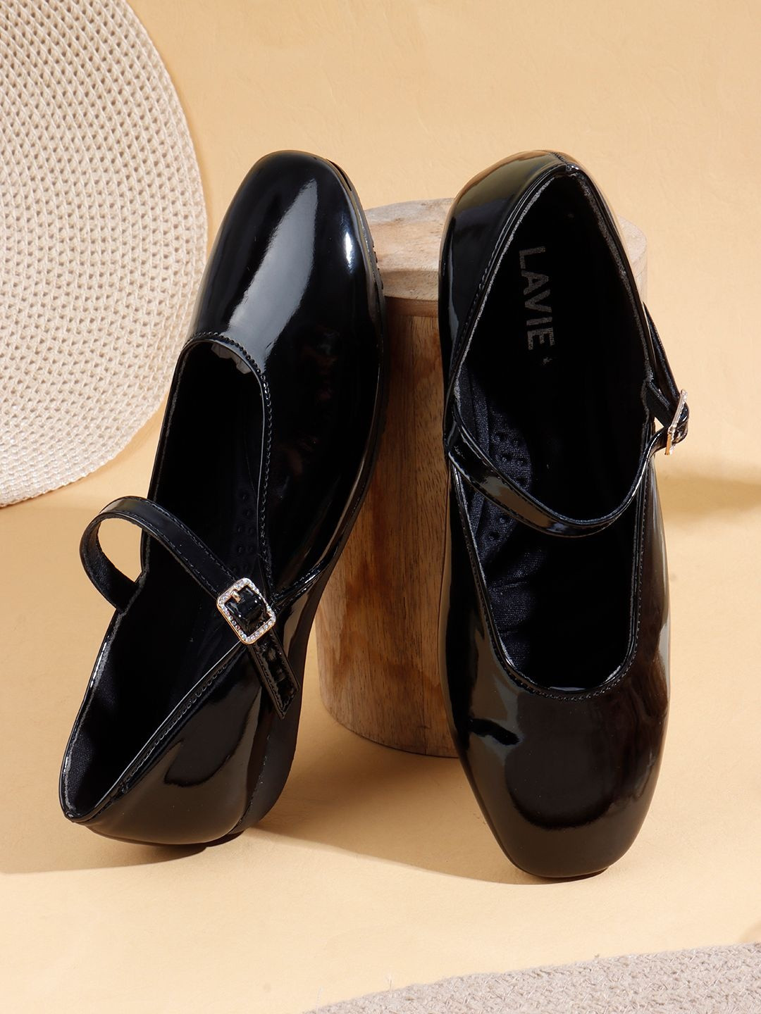 Lavie Women Solid Party Flats