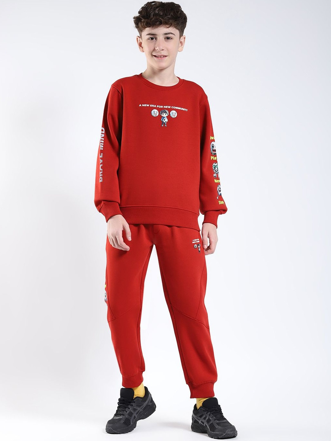 Monte Carlo Boys Printed Round Neck Full Sleeves Sweatshirt With Joggers