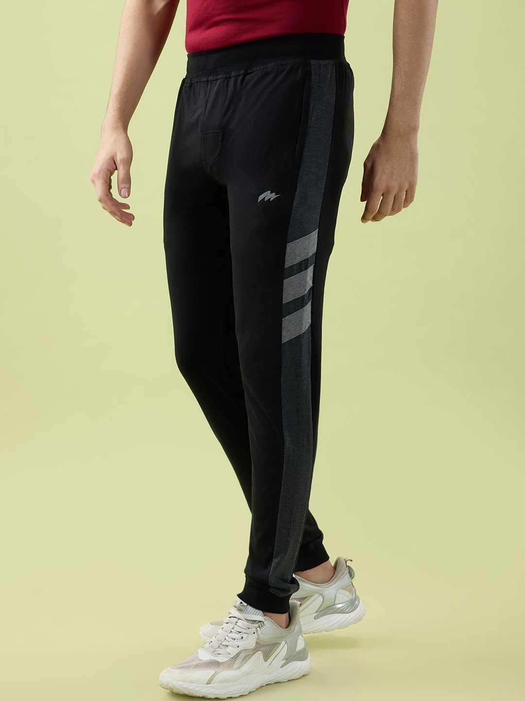 HINT Men Side Panel Slim Fit Anti Odour Cotton Joggers