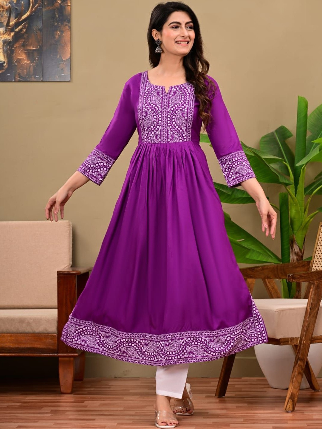 J.H Women Floral Embroidered Thread Work Kurti
