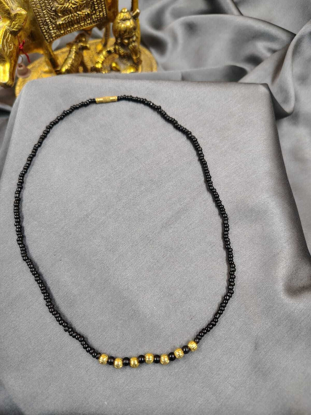 MK gallery Stylish And Classy Artificial Beaded Statement Necklace