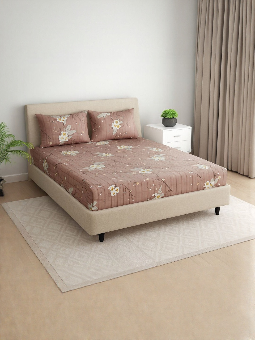 V.R.ENTERPRISES Peach & White Floral 330 TC Bedsheet With 2 Pillow Covers