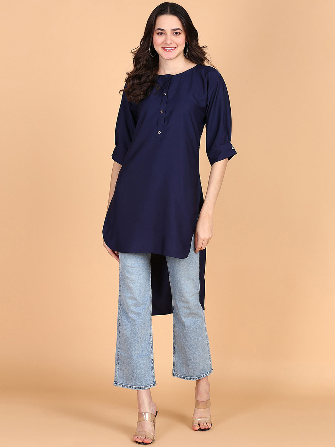 Aiza Collection Round Neck High-Low Roll-Up Sleeves Straight Kurta