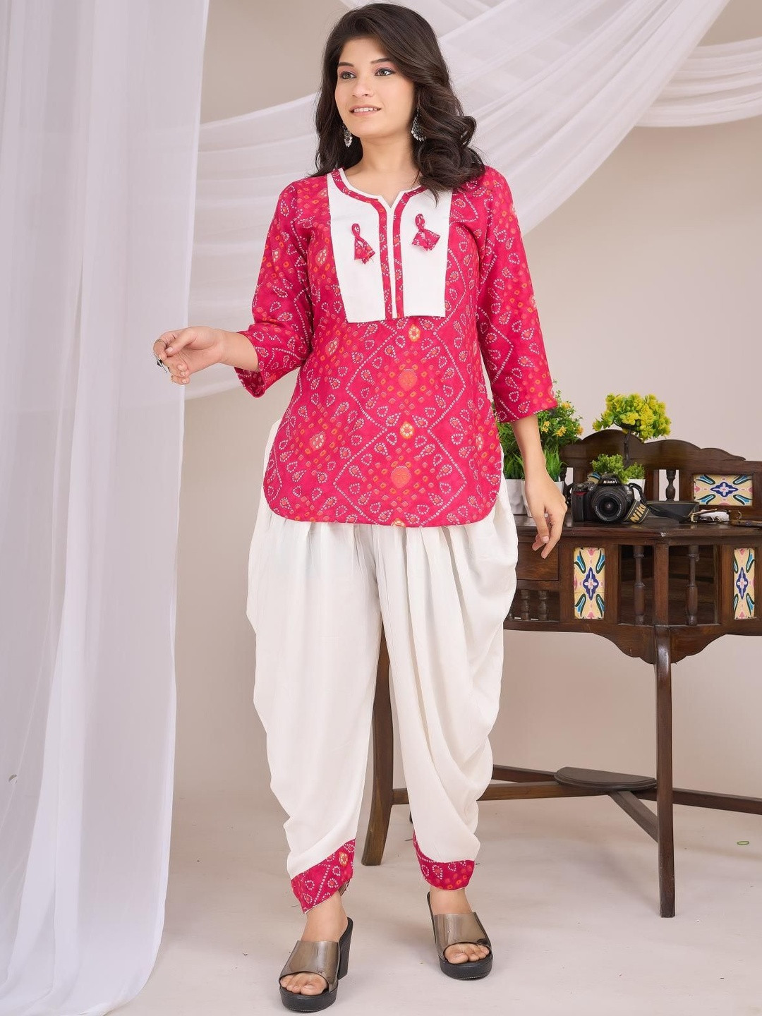 FULPARI Women Bhandani Printed Tunic with Dhoti