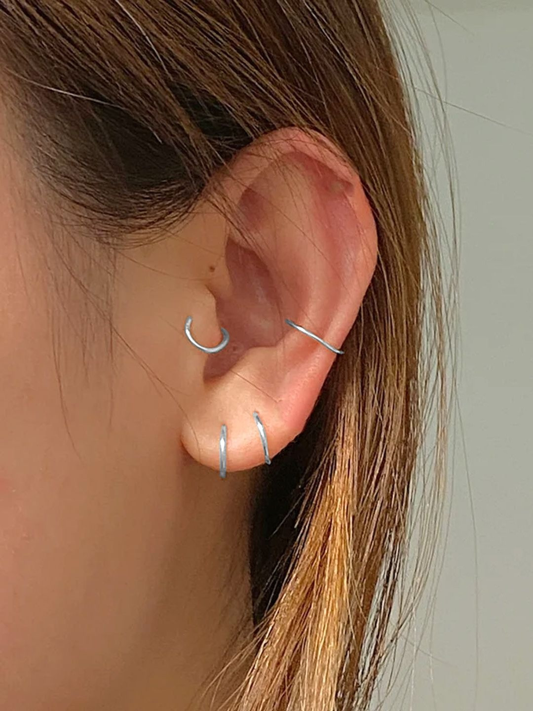 Sangria 925 Sterling Silver Set Of 4 Bali Helix Piercing Circular Shaped Hoop Earrings