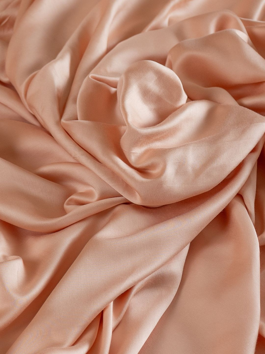 DEBAANS Peach-Coloured 300 TC Queen Bedsheet with 2 Pillow Covers - 2.2 m x 2.5 m