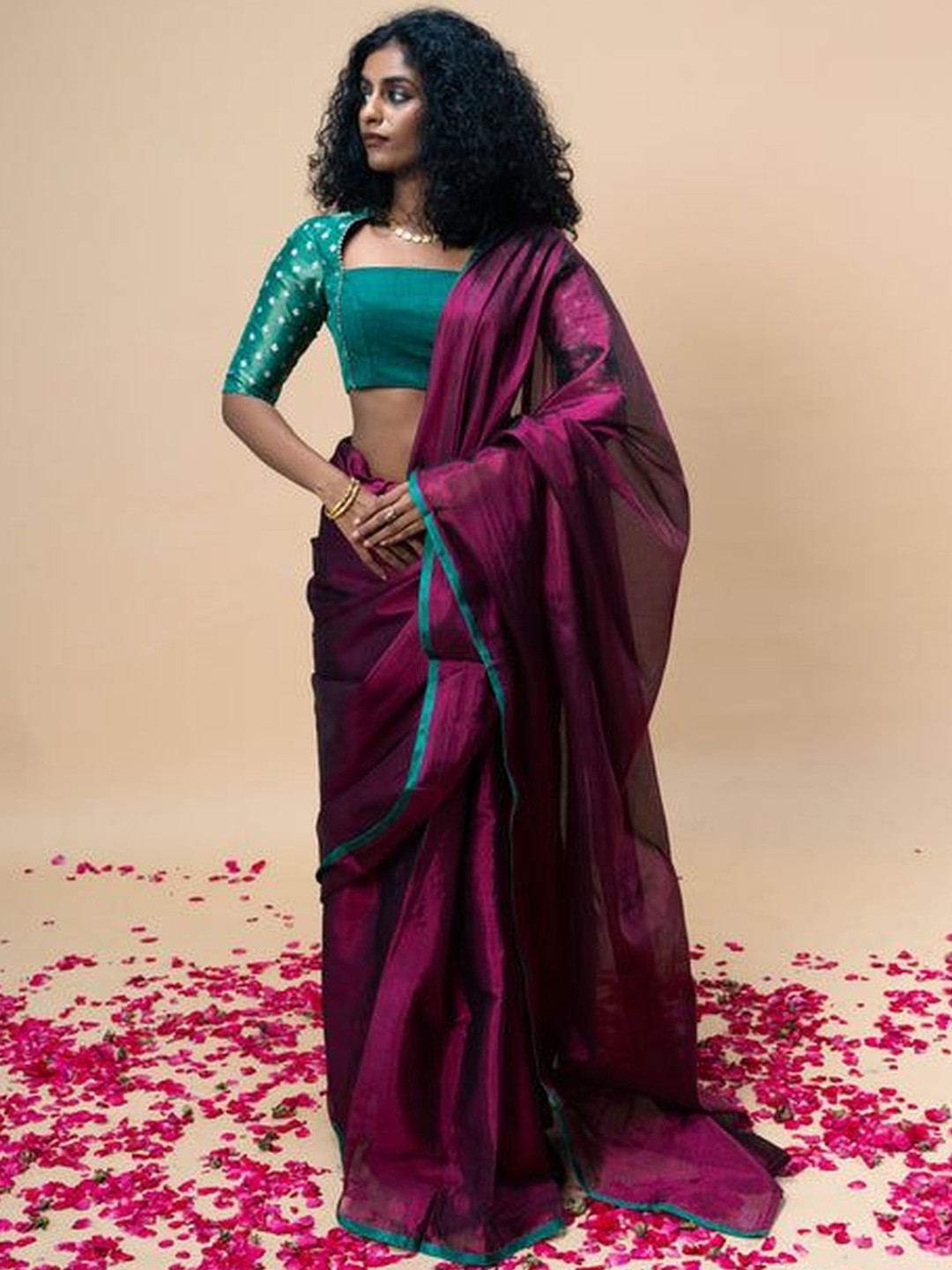 HUTS AND LOOMS Dark Pink Handwoven Tissue Saree with Green Border