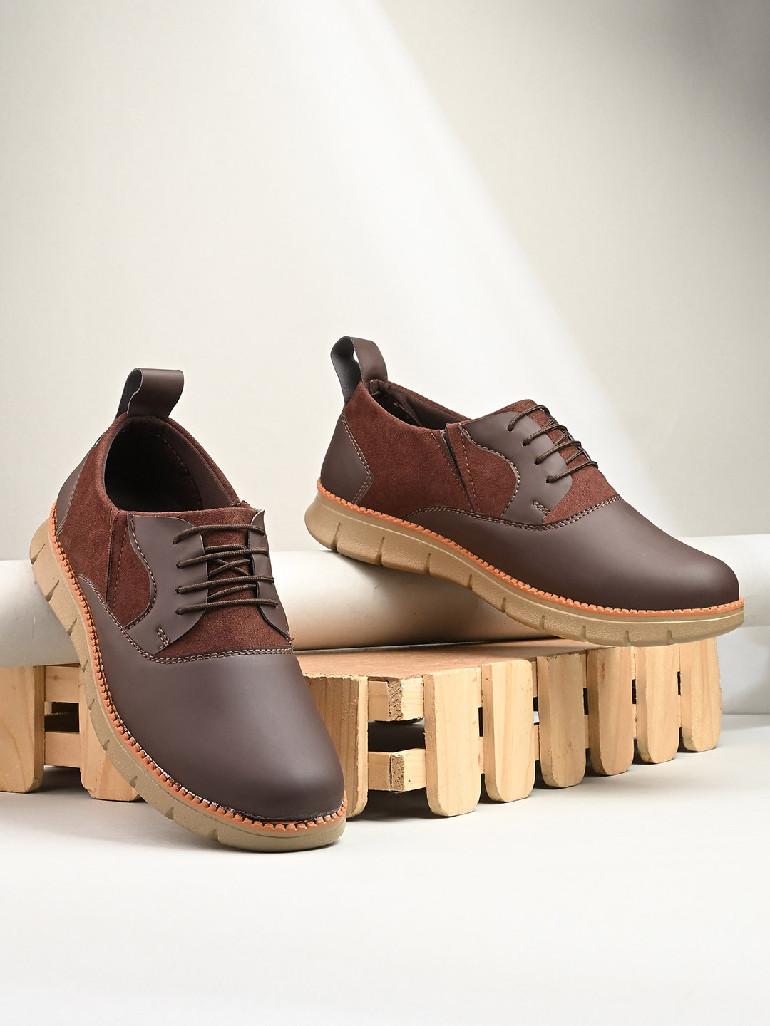SERVER Men Colourblocked Sneakers