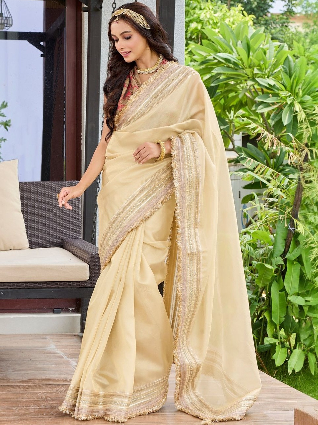 Aparnaa Solid Embellished Zari Tissue Saree With Lace Border