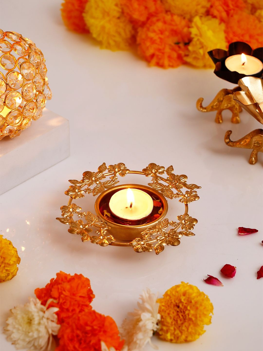 Archies Textured Tea-Light Floral Candle Holder