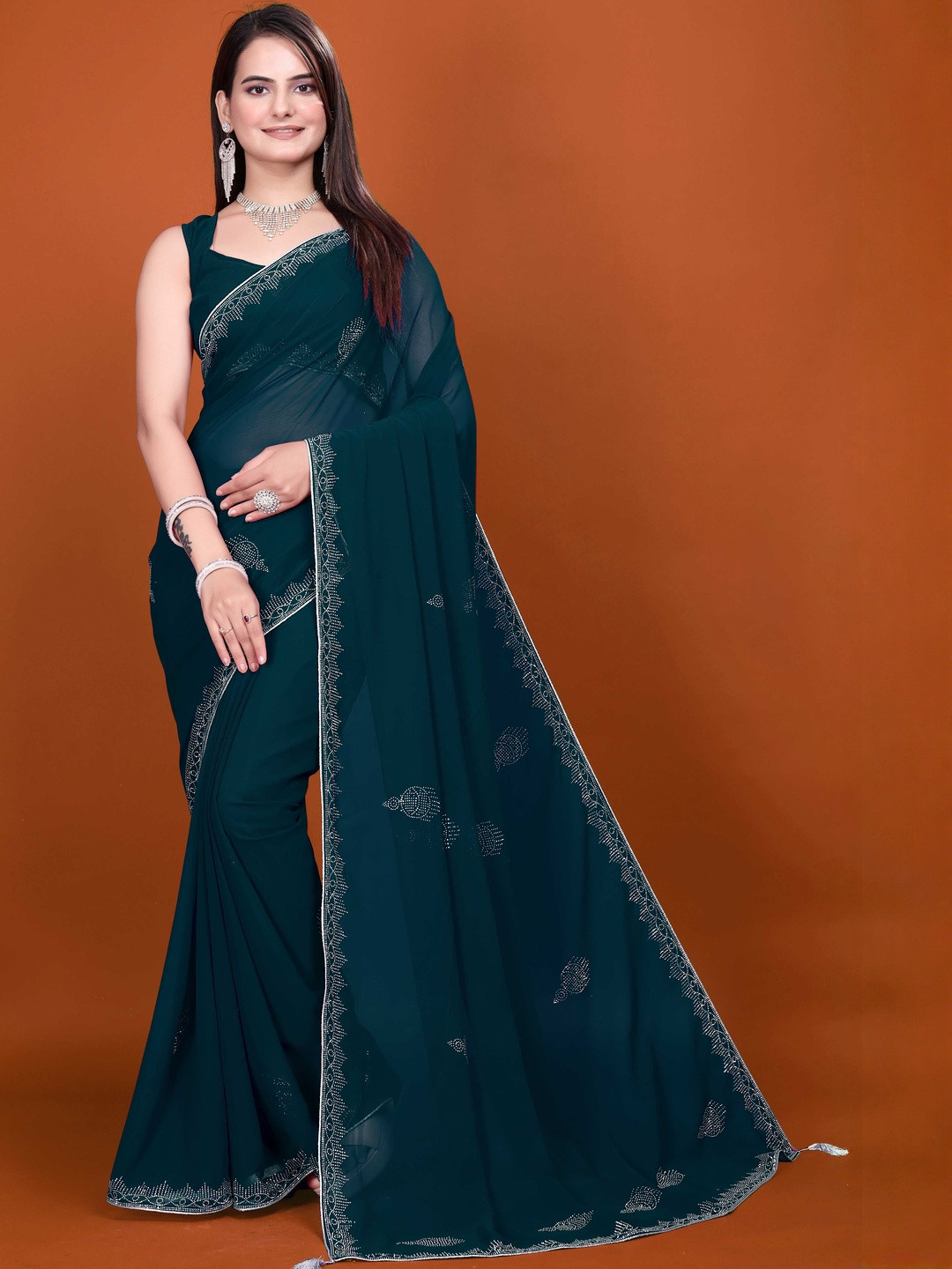 MEAVEN FEB Embellished Georgette Saree with Designer Border & Pallu Work