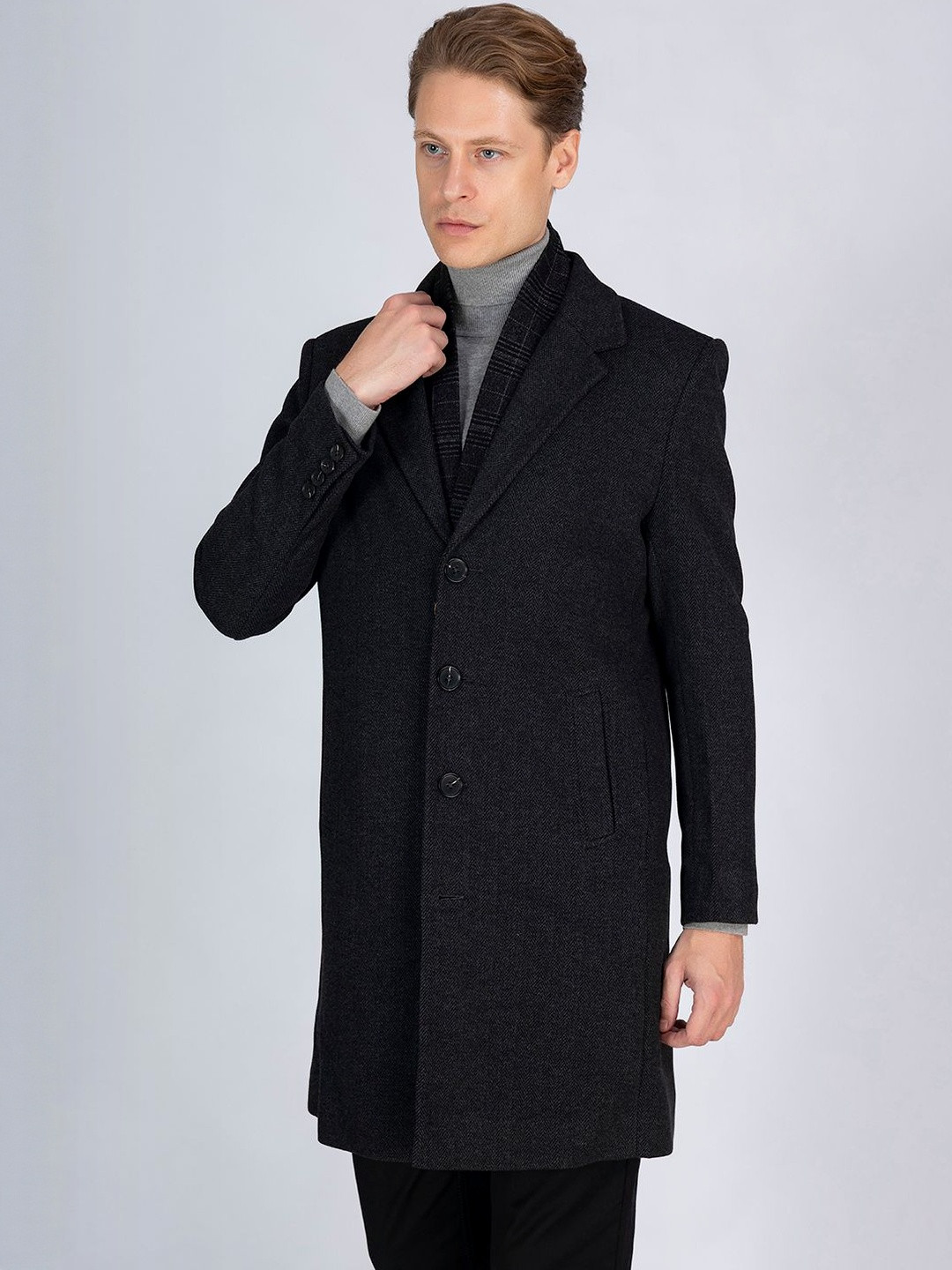LURE URBAN Notched Lapel Collar Single-Breasted Overcoat
