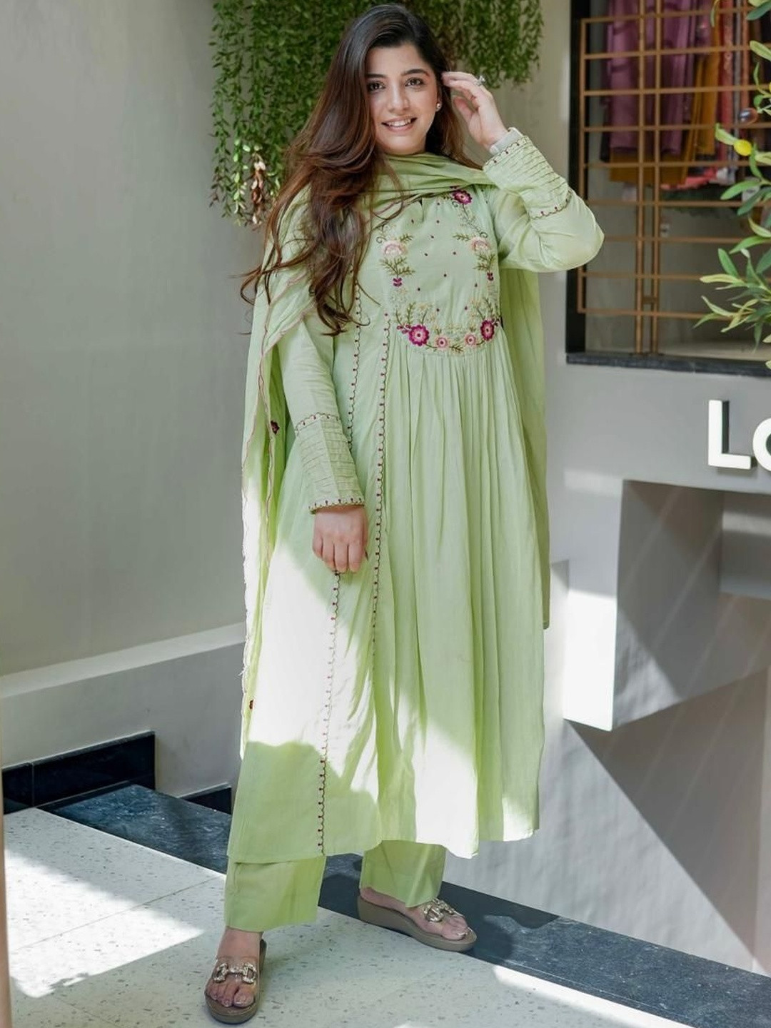 CREEPER Floral Embroidered Panelled Thread Work Kurta With Palazzos & Dupatta