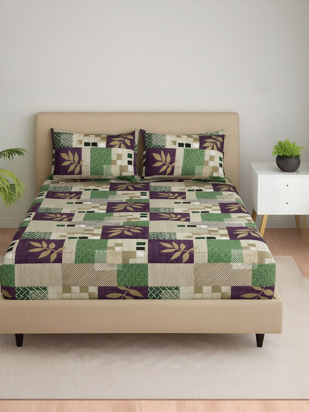 V.R.ENTERPRISES Ethnic Motifs 300 TC Cotton Double Bedsheet with 2 Pillow Covers