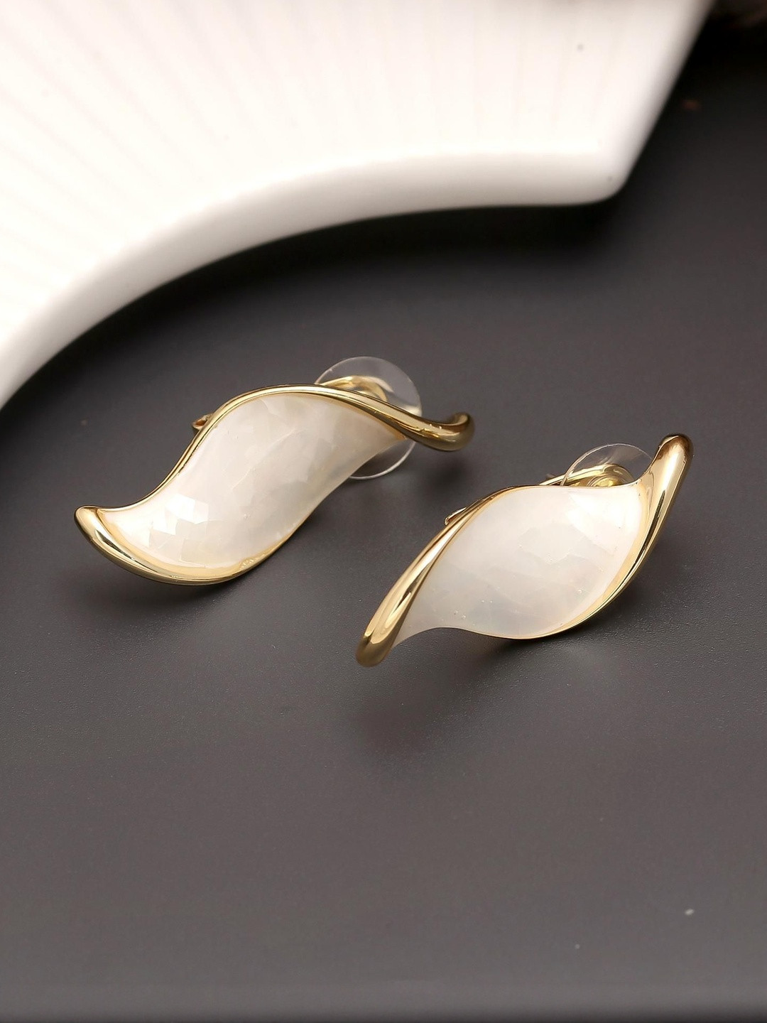 MAHTTAB Women Gold-Plated Post and Back Contemporary Drop Earrings