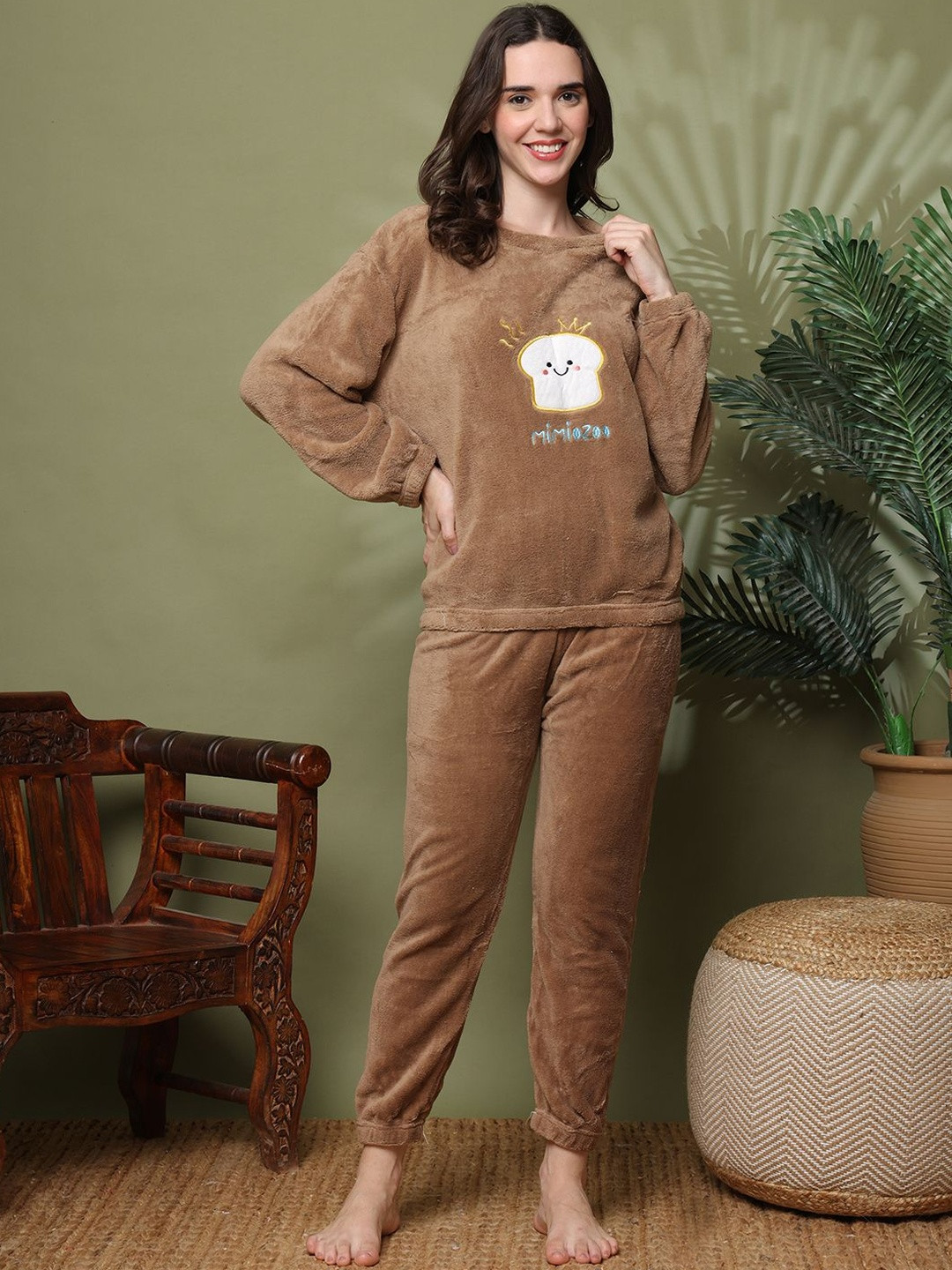 TAG 7 Women Winter Round Neck Long Sleeves Night suit