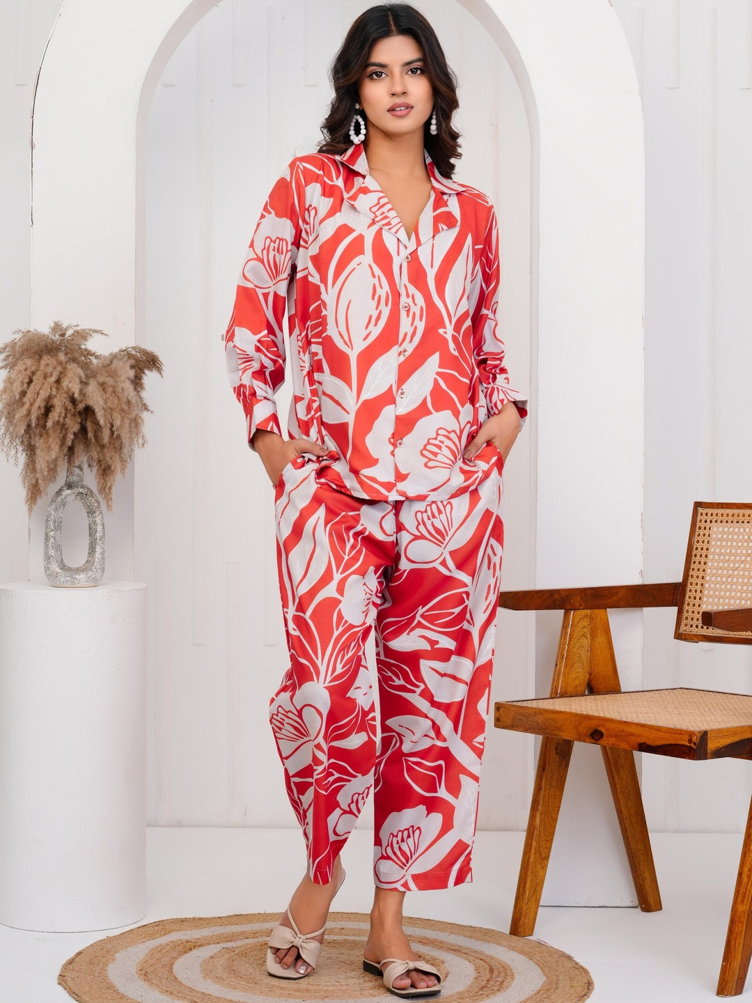 GRISHU COLLECTION Floral Printed Pure Cotton Shirt & Pyjamas Night suit
