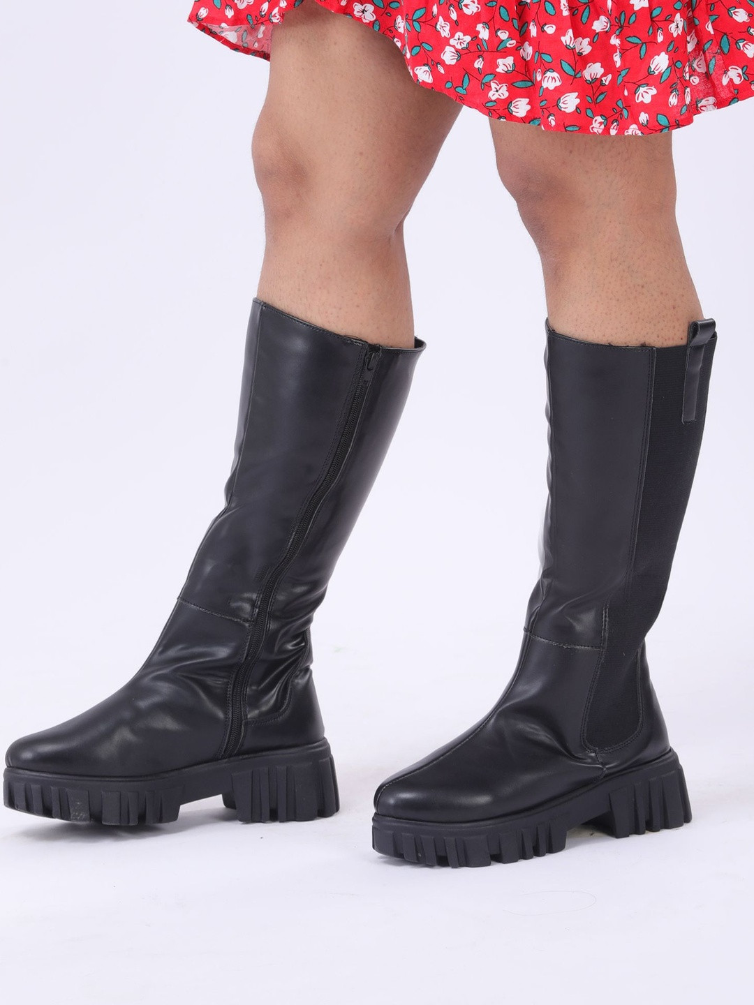 AVIVASTYLE Girls Blocked Heeled Round Toe Boots