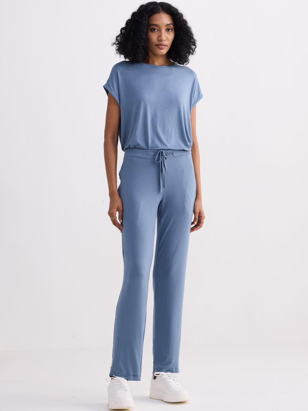 Reistor Women Mid Rise Relaxed Fit Wide Leg Track Pants