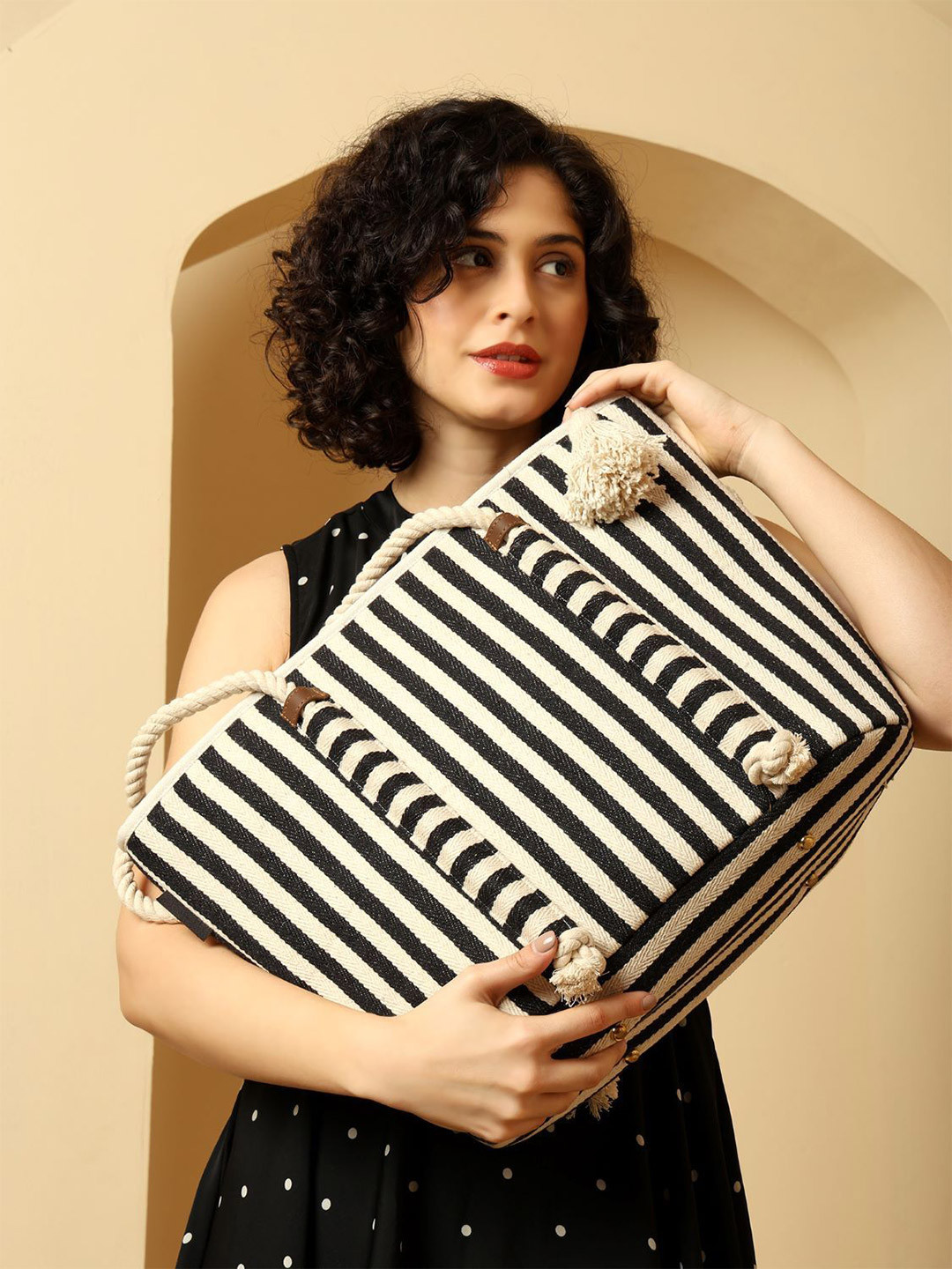 ENSAC Black & White Solid Striped Printed Detachable Sling Strap Tote Bag