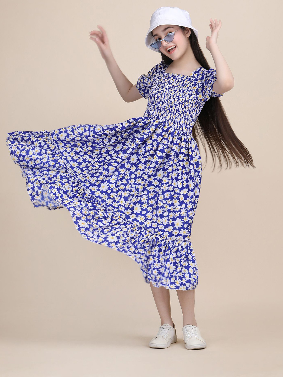 Pinly Flutter Sleeve Crepe Fit & Flare Midi Dress