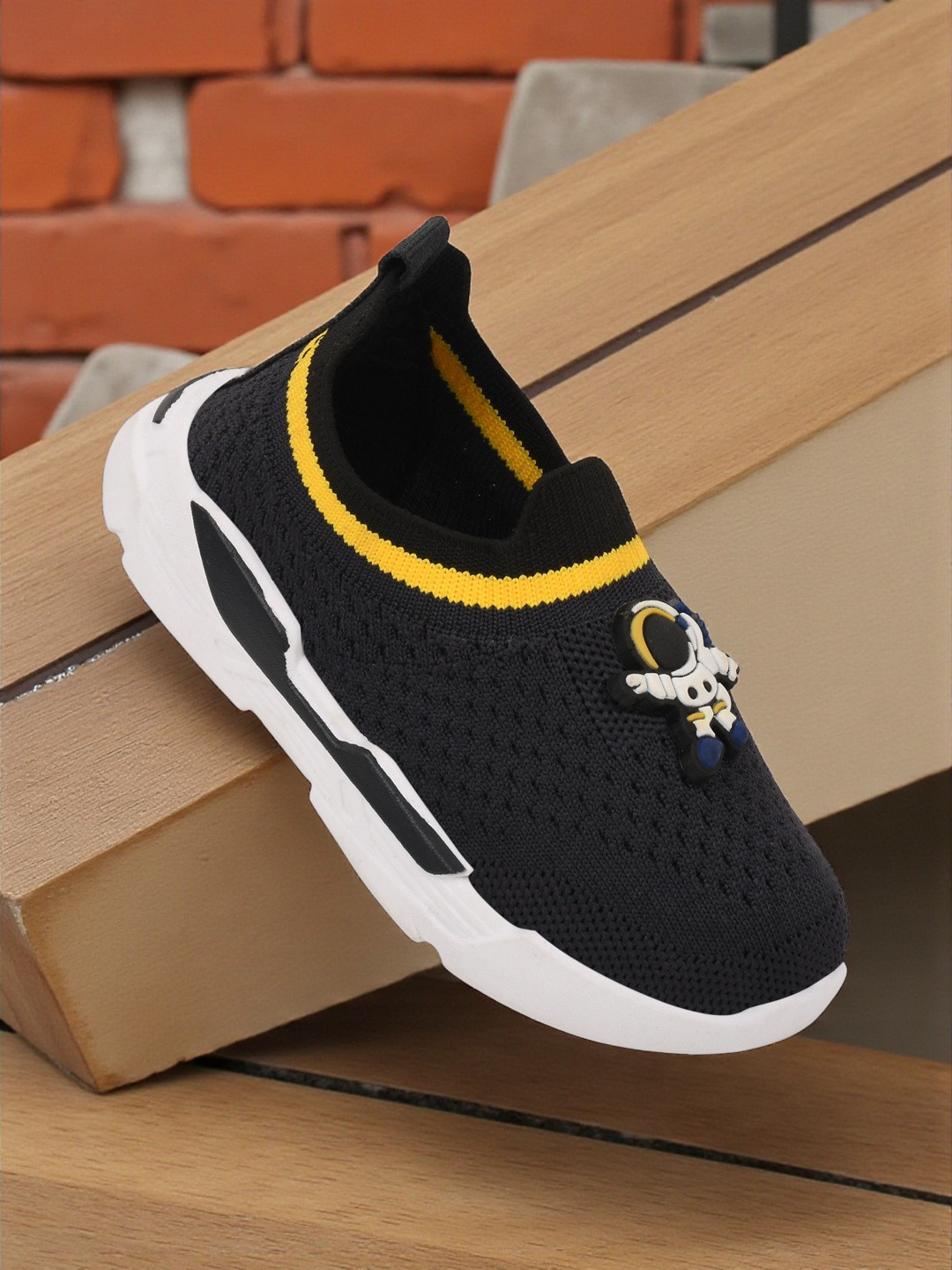 Trump Kids Woven Design Slip-On Sneakers