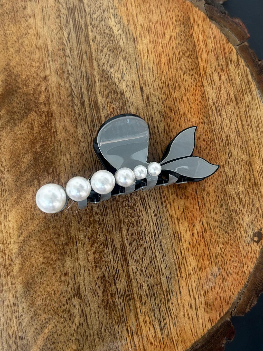 Radhya Accessories Women Fish Tail Pearls Hair Claw Clip