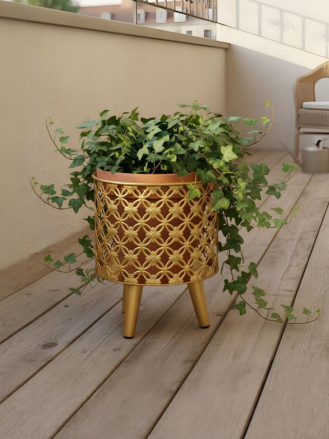 AARVI DECOR STUDIO Yellow Mesh-Designed Freestanding Round Bloom Planter