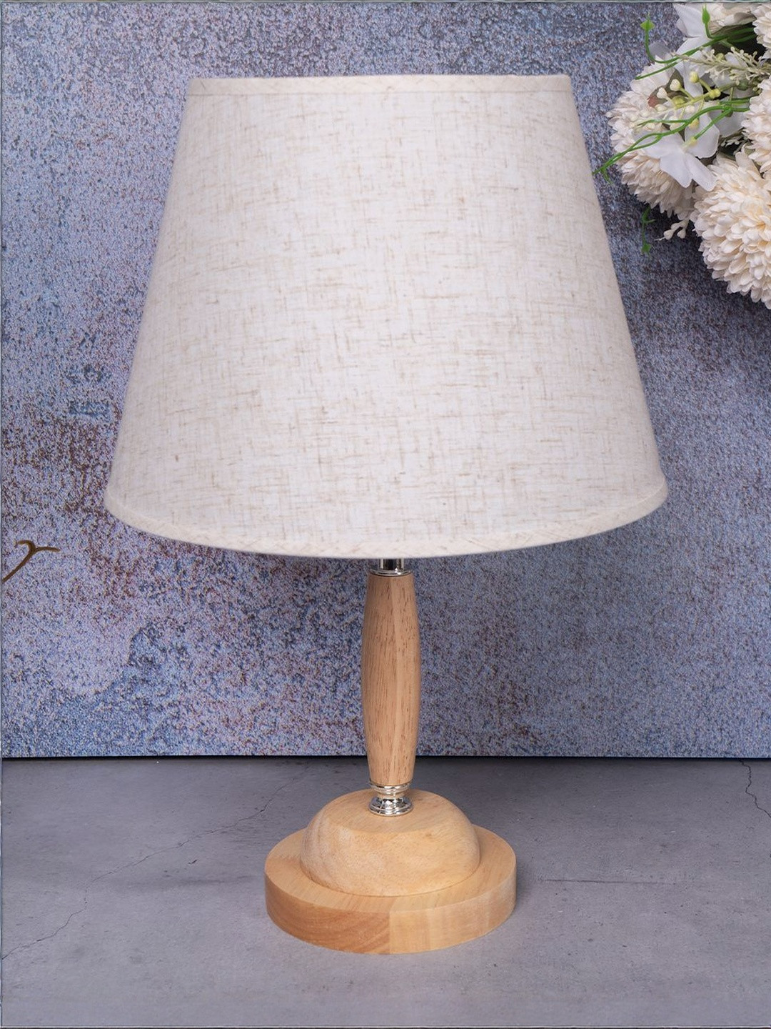 AARVI DECOR STUDIO White Wood Triangle Table Lamp