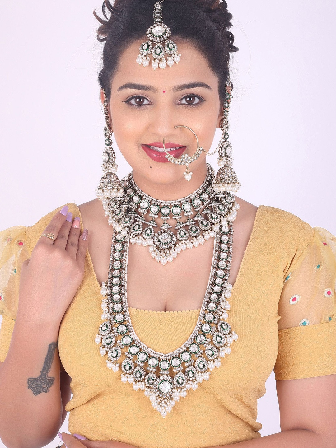 SAMC White Gold-Plated Kundan Studded Ethnic Jewellery Set