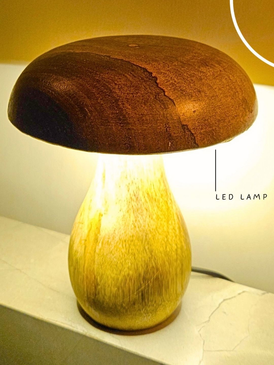 Akira Furnishings Mushroom-Shaped LED Table Lamp