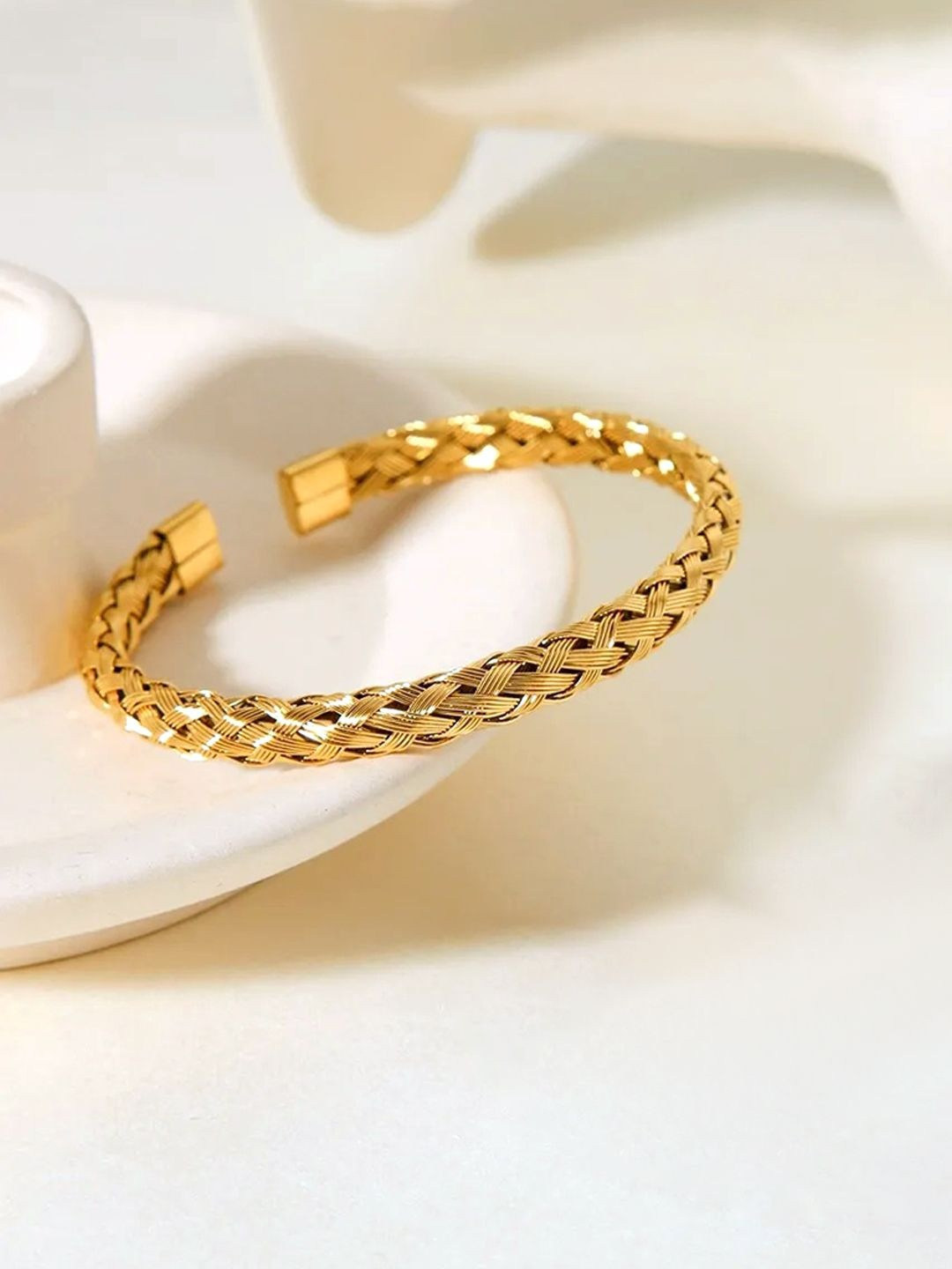 FIMBUL Unisex Antique Gold-Plated Textured Open Cuff Bracelet