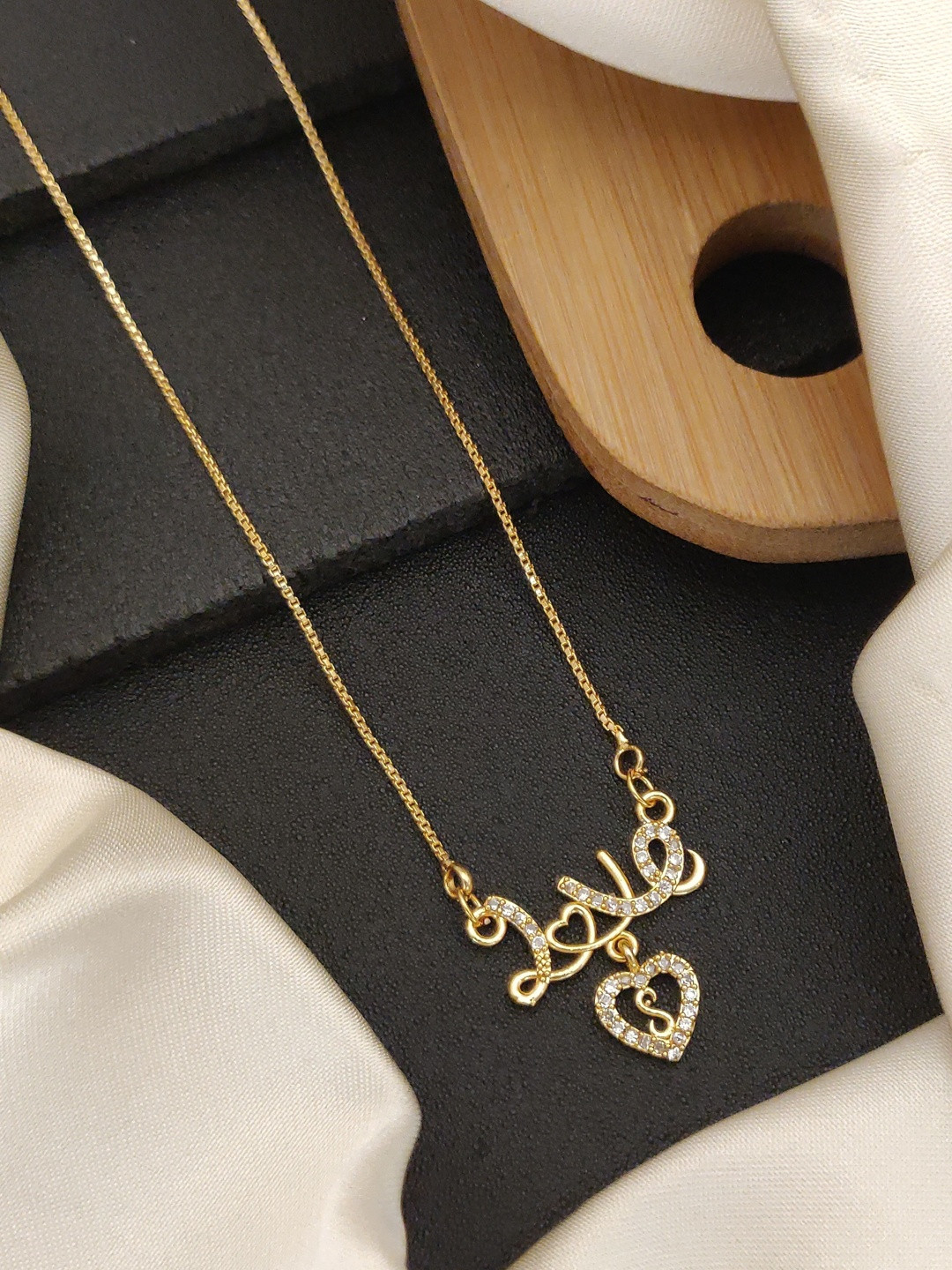 Laksh Enterprise Heart Shaped Pendants with Chains