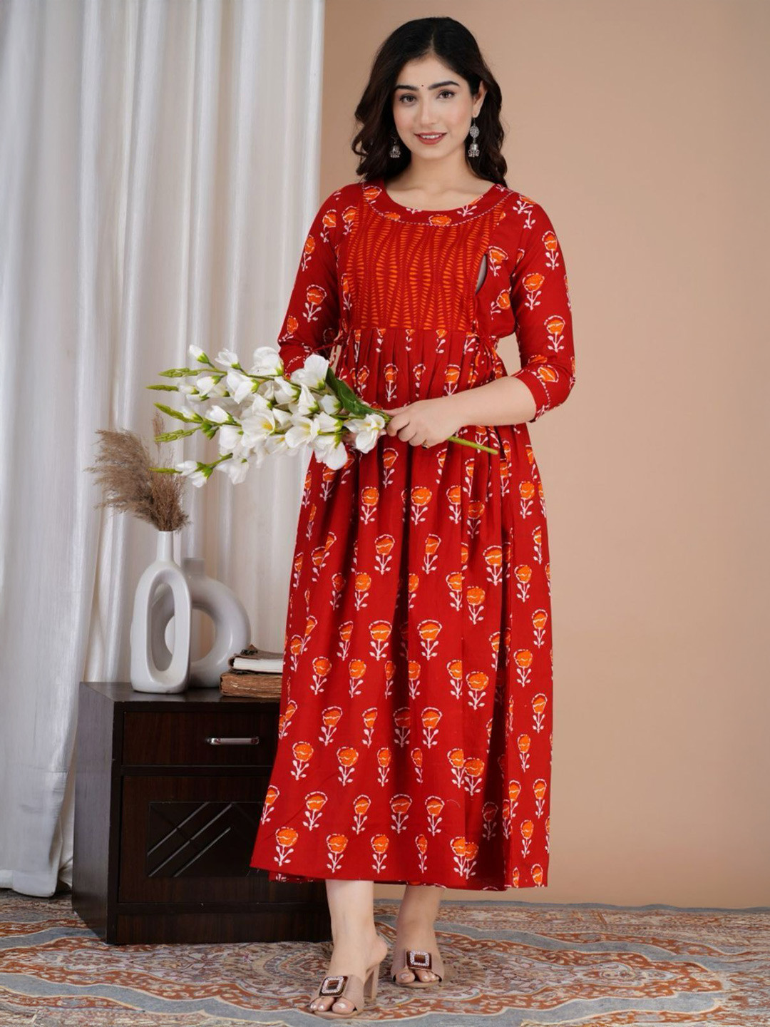 MASUN Floral Printed Thread Work Round Neck Maternity Anarkali Kurta