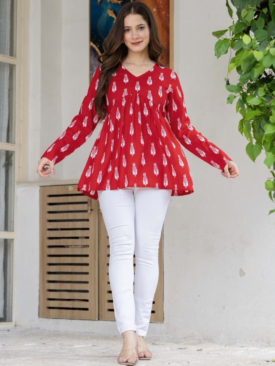 THE WHITE FEATHERS Print Ethnic Cotton Empire Top