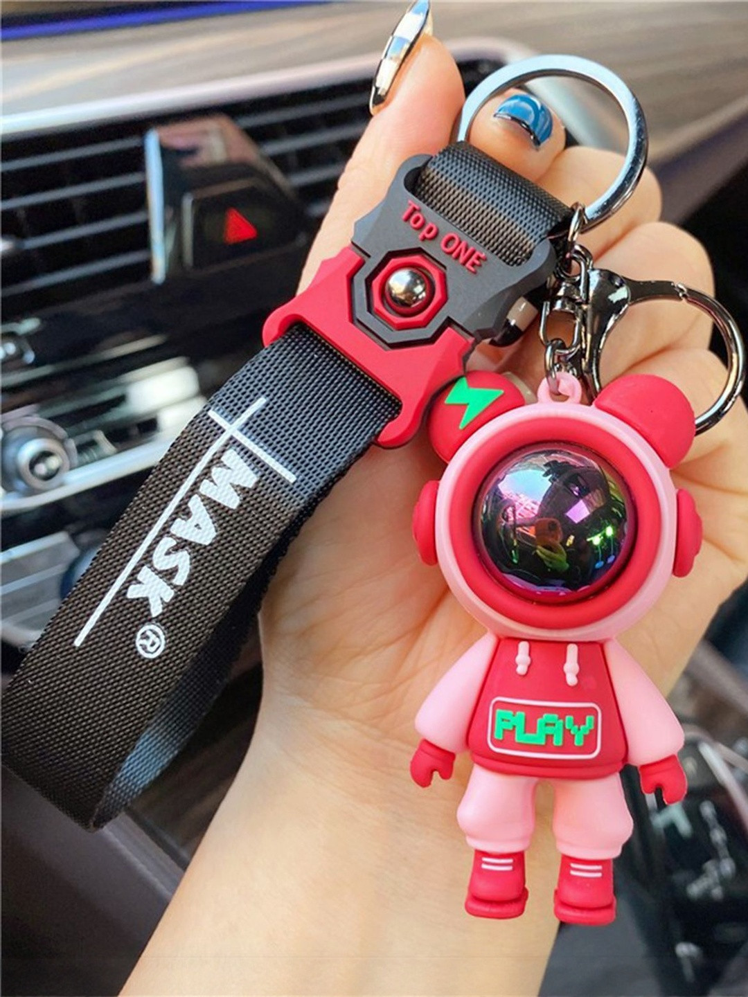 DEALSEVEN FASHION 3D Astronaut Key Chain With Silicone Belt