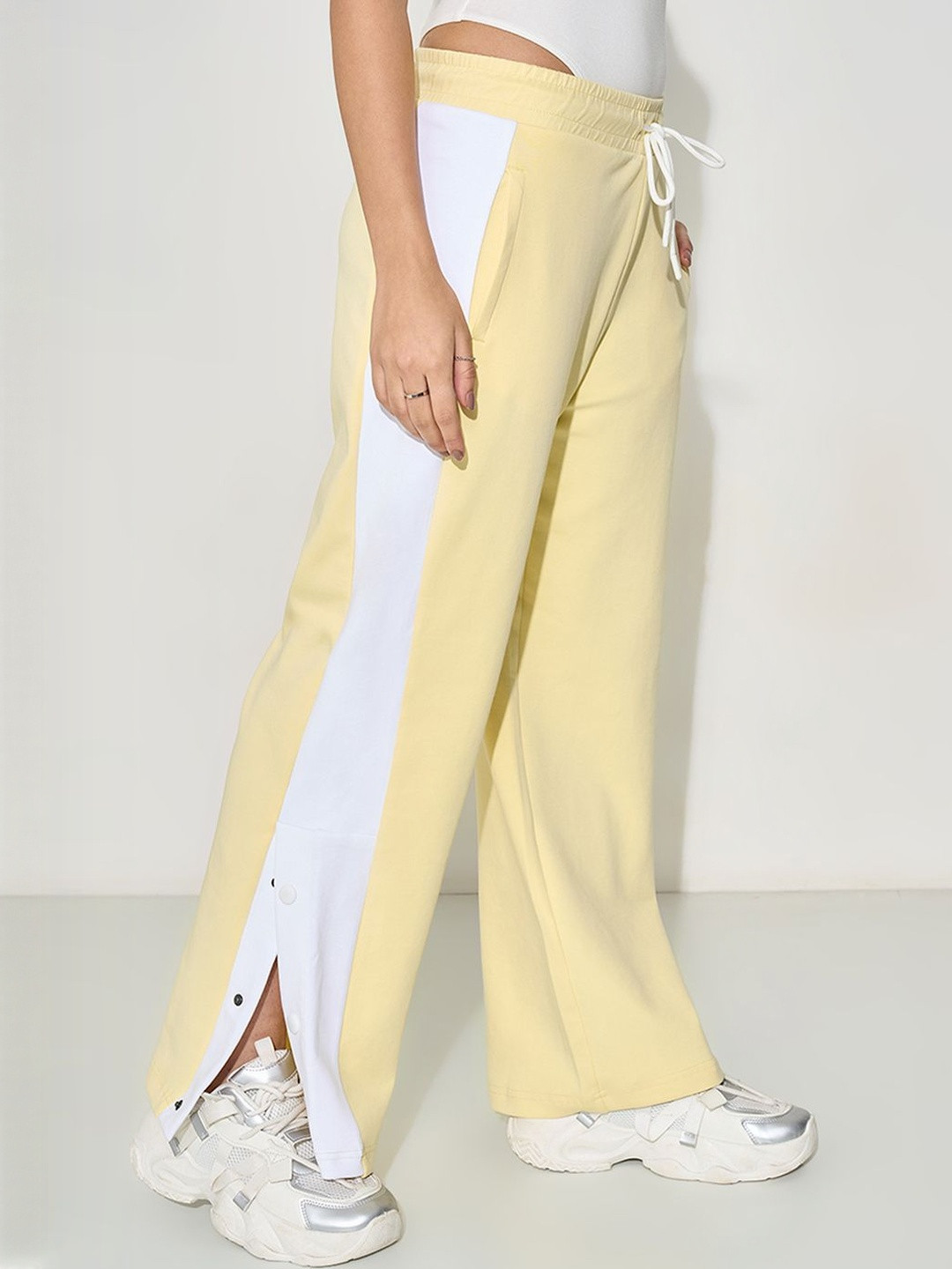 SF JEANS by Pantaloons Women Colourblocked Wide-leg Track Pants