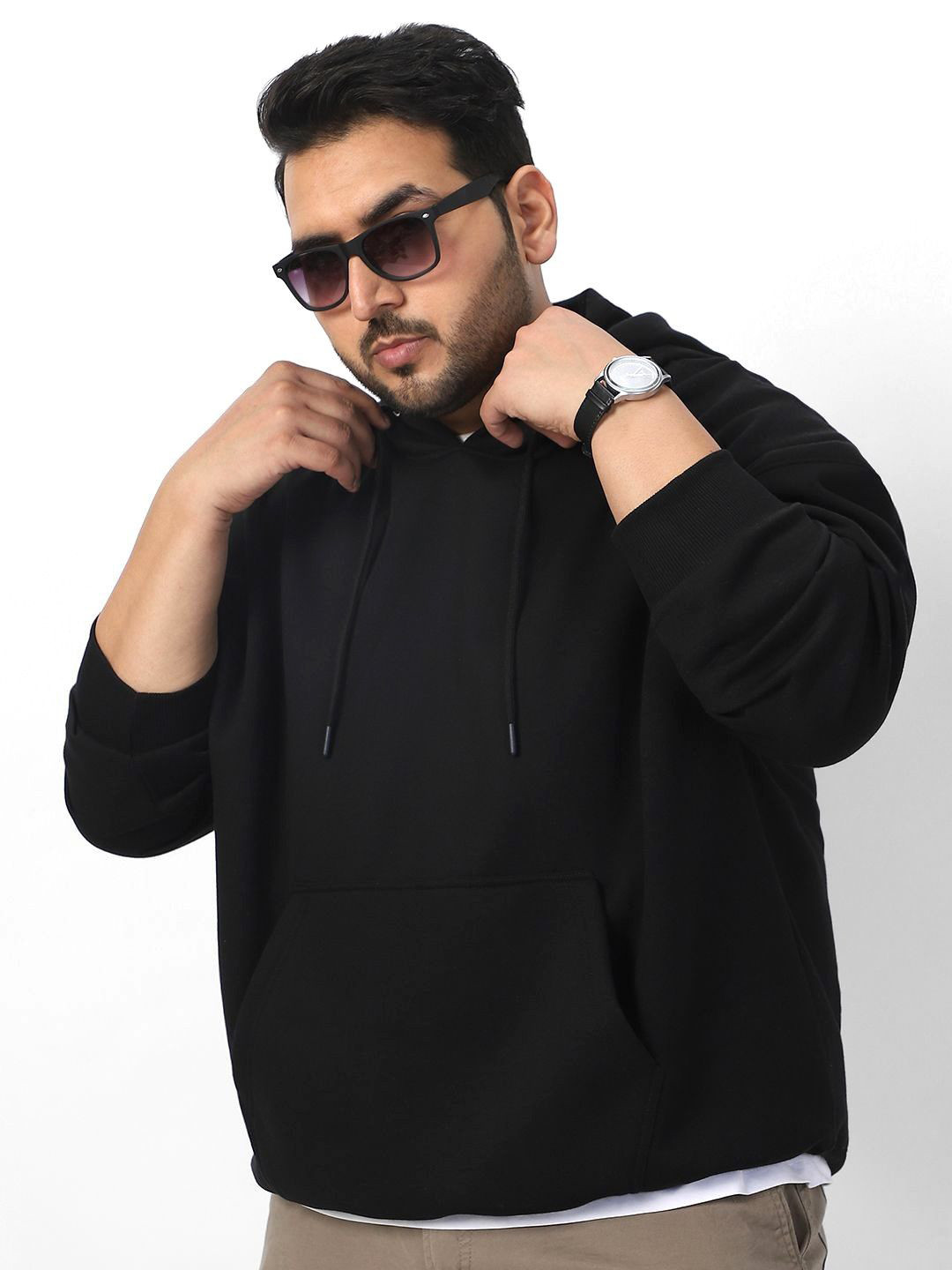 URBANICE Men Solid Long Sleeves Hooded Pullover Sweatshirt