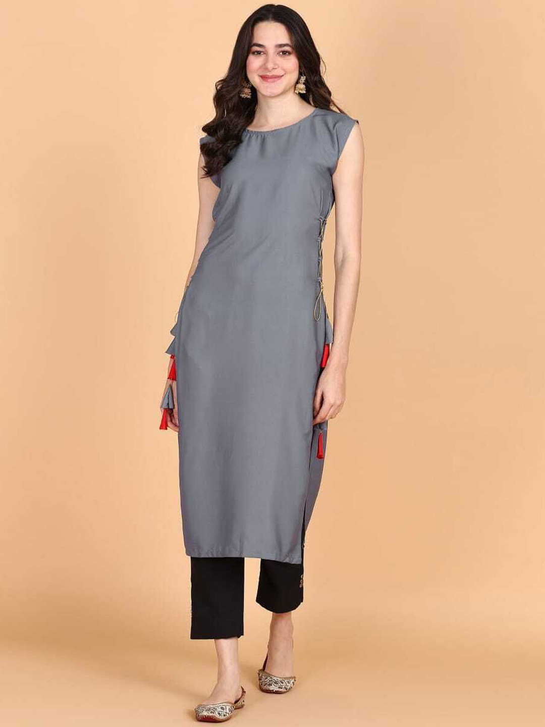 Aiza Collection Women Solid Round Neck Thread Work Anarkali Kurta