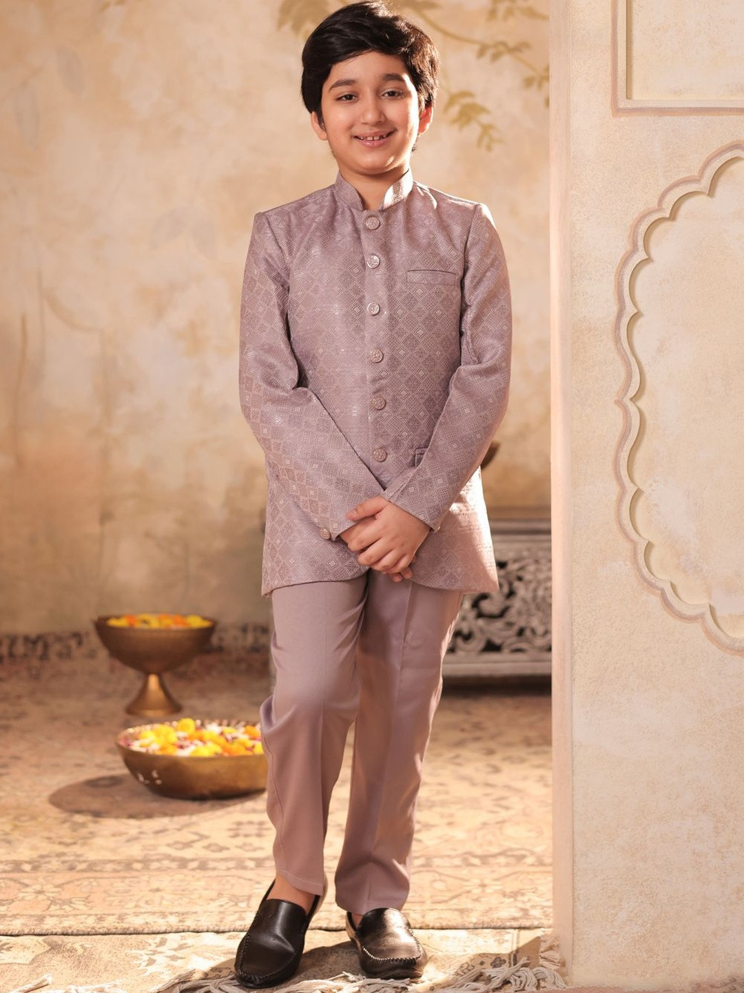 Aj DEZInES Boys Mauve Jacquard Full Sleeves Sequins and Embroidered Sherwani Set